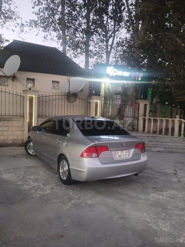 Honda Civic-3