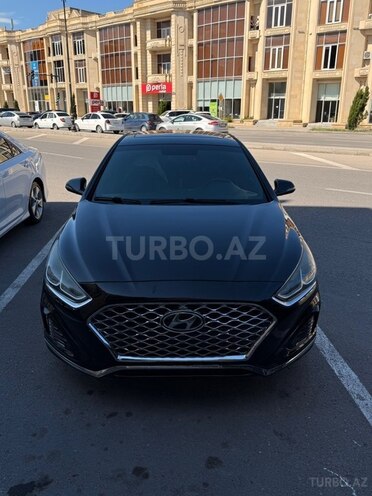 Hyundai Sonata-1