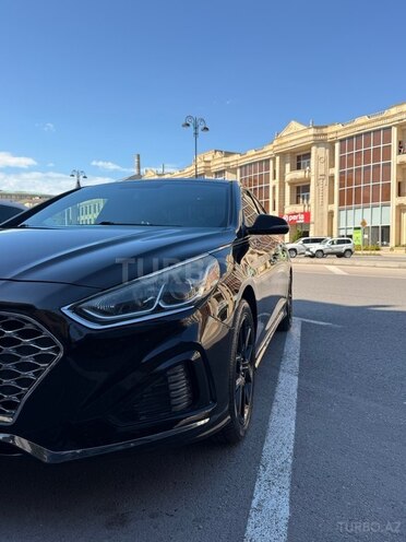 Hyundai Sonata-3