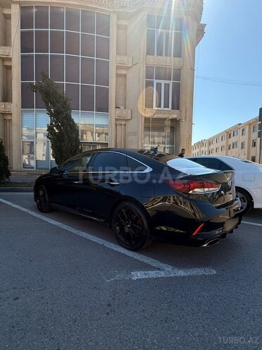 Hyundai Sonata-6
