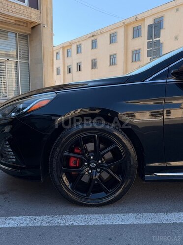 Hyundai Sonata-8