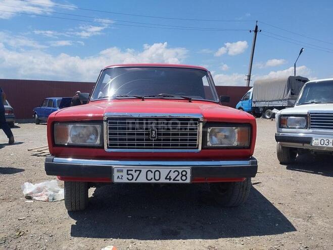 LADA (VAZ) 2107-1