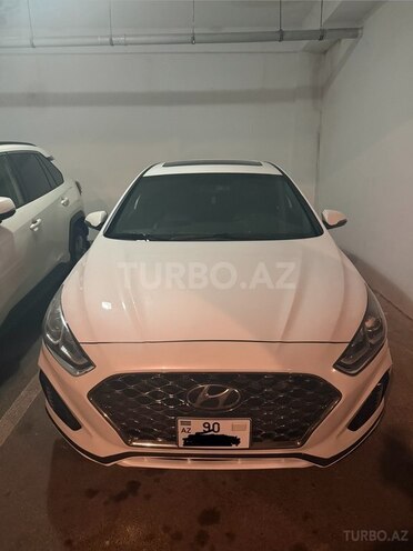 Hyundai Sonata-1