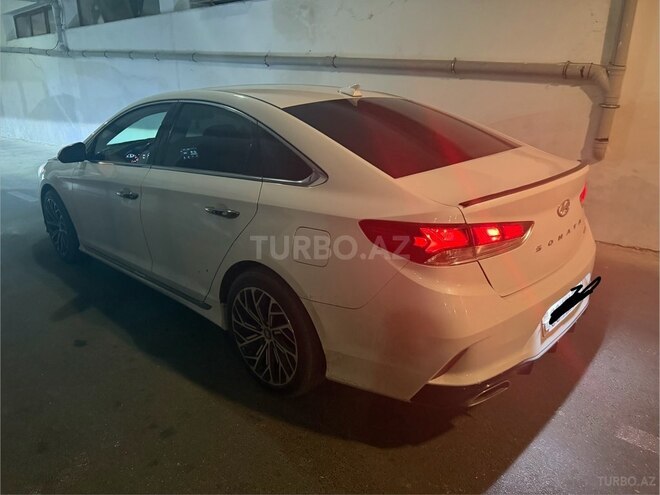 Hyundai Sonata-3