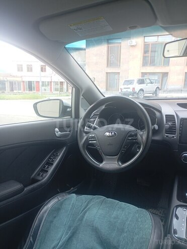 Kia Forte-6