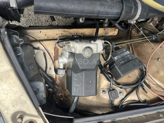 Mercedes 190-9
