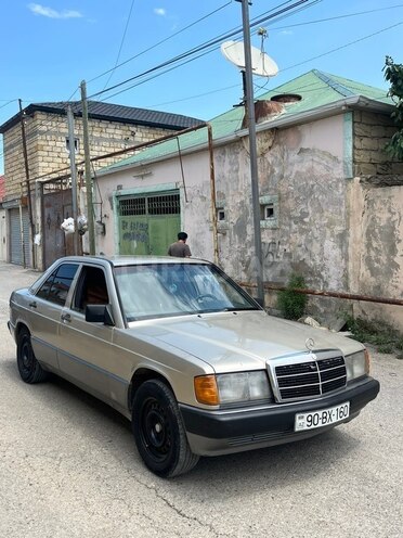 Mercedes 190-3