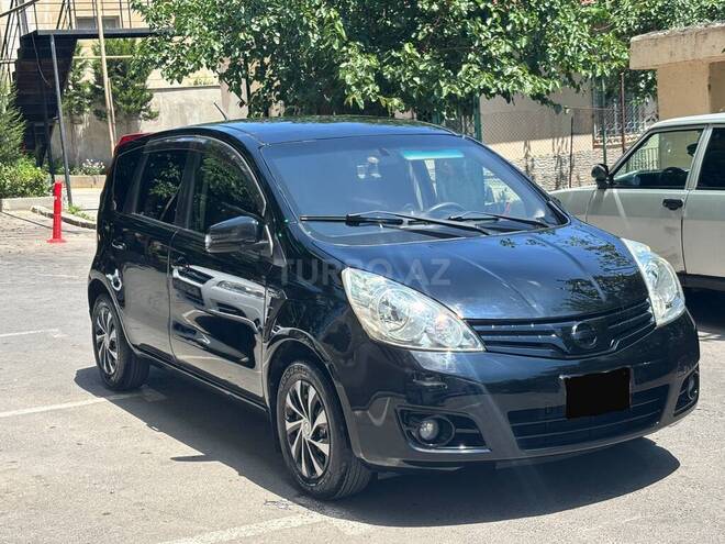 Nissan Note-1