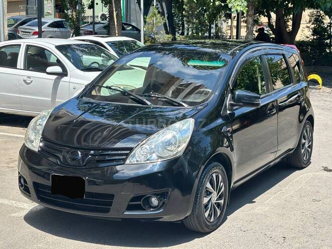 Nissan Note-2