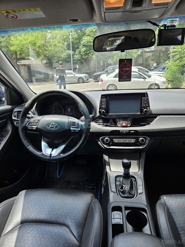 Hyundai i30-11