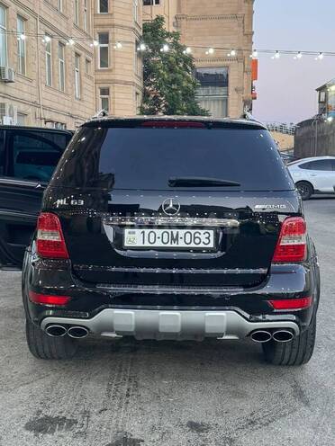 Mercedes ML 63 AMG-6