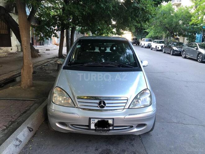 Mercedes A 160-1