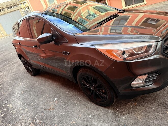 Ford Escape-6