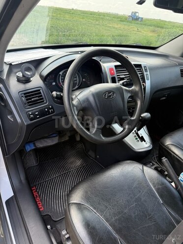 Hyundai Tucson-13