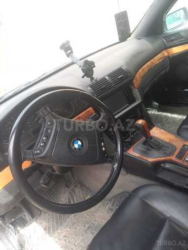 BMW 528-5