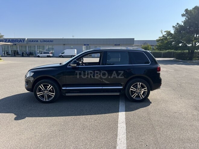 Volkswagen Touareg-2
