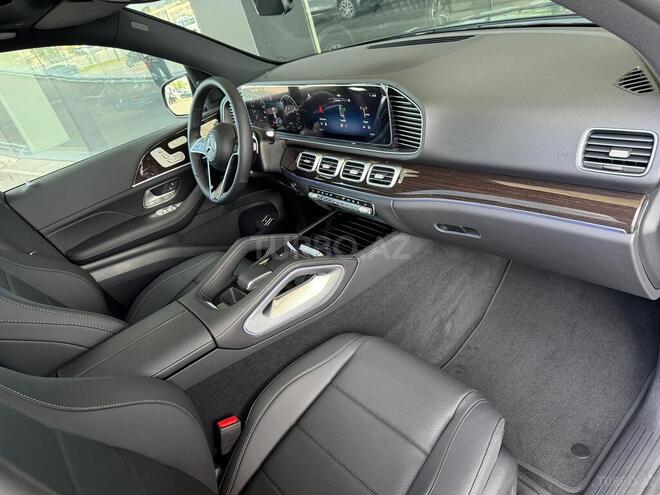 Mercedes  2025, 0 km - 2.0 l - Bakı
