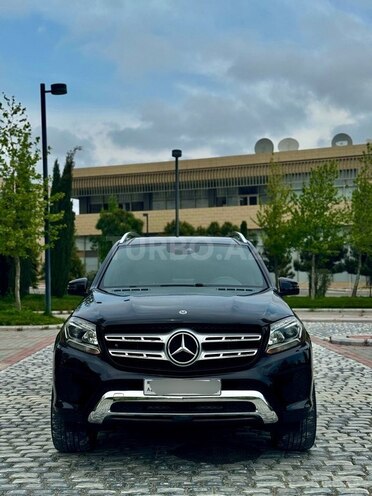 Mercedes GLS 450 4MATIC-1