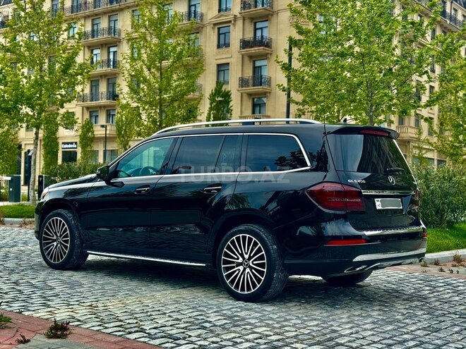 Mercedes GLS 450 4MATIC-7
