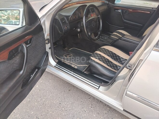 Mercedes C 200-8