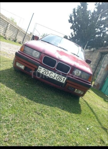 BMW 318-1