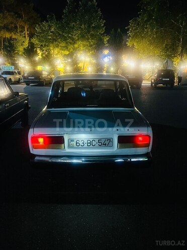 LADA (VAZ) 2107-2