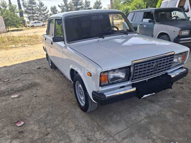 LADA (VAZ) 2107-5