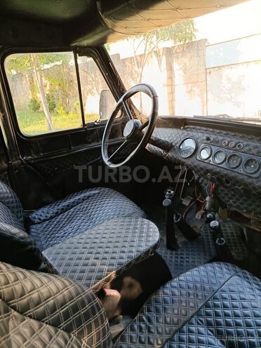 UAZ 469-2