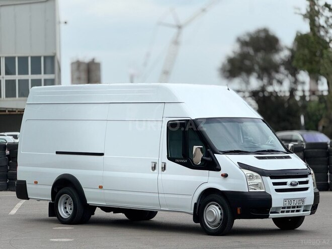 Ford Transit-2