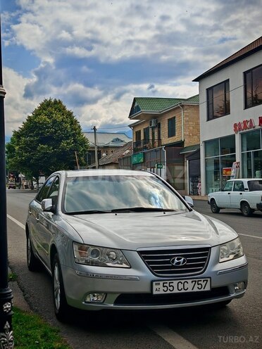 Hyundai Sonata-2