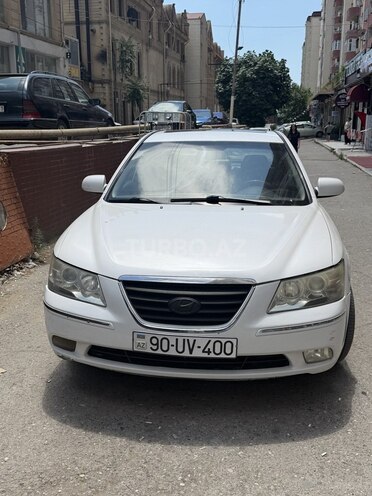 Hyundai Sonata-1