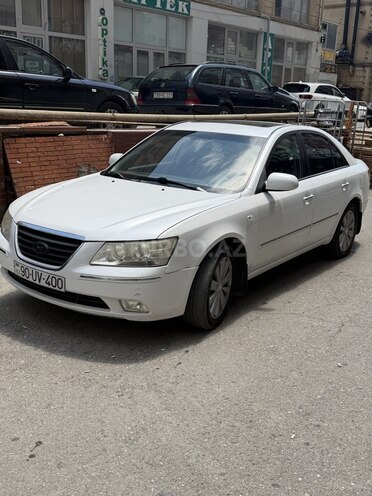 Hyundai Sonata-2