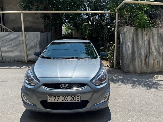 Hyundai Accent-1