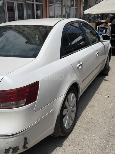 Hyundai Sonata-5