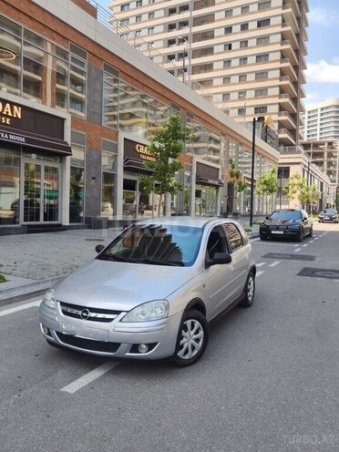 Opel Corsa-2