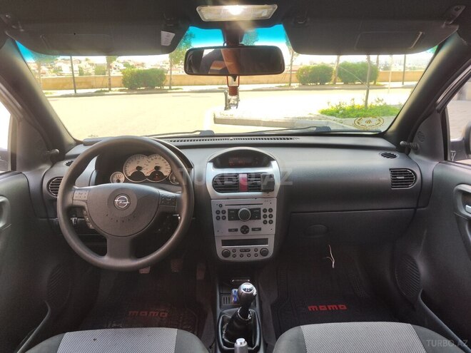 Opel Corsa-10