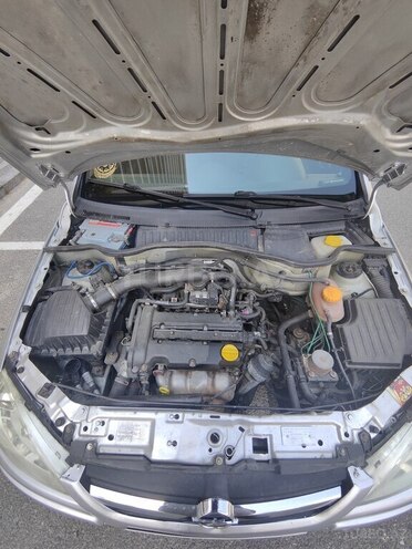 Opel Corsa-12