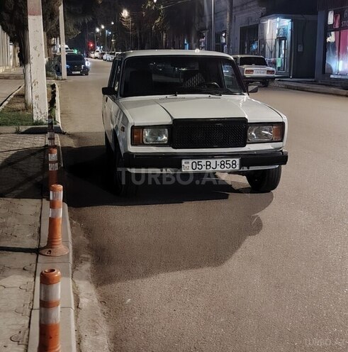 LADA (VAZ) 2107-4