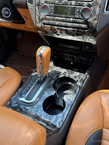 Ford Edge-9