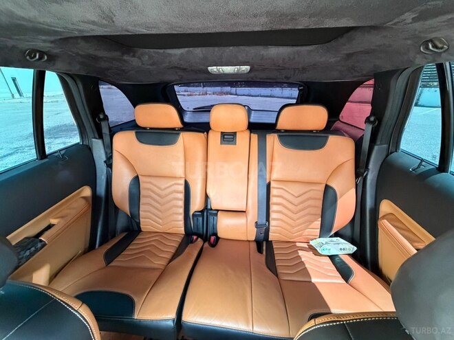Ford Edge-13