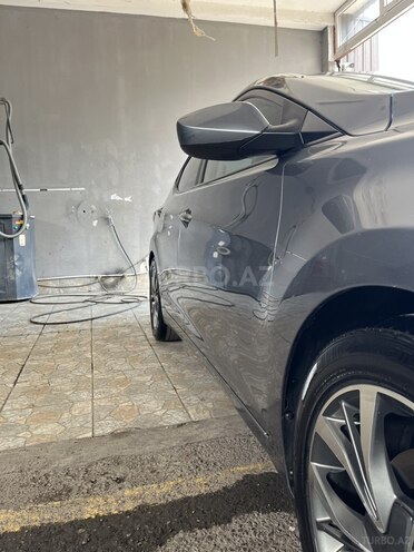 Hyundai Elantra-3