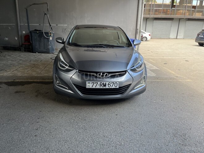 Hyundai Elantra-7