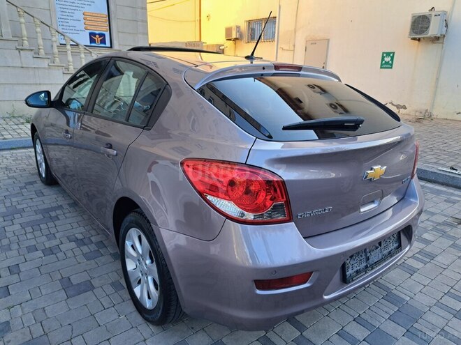 Chevrolet Cruze-5