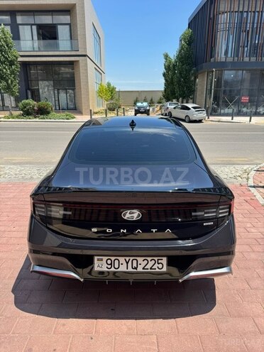 Hyundai Sonata-6