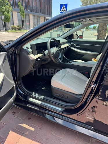 Hyundai Sonata-10