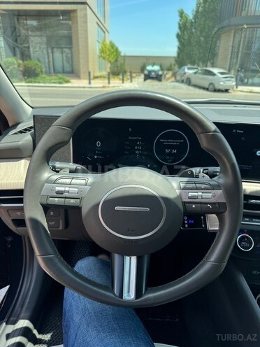 Hyundai Sonata-13
