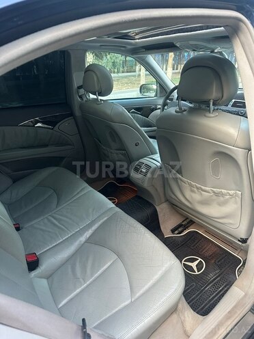 Mercedes E 320-18