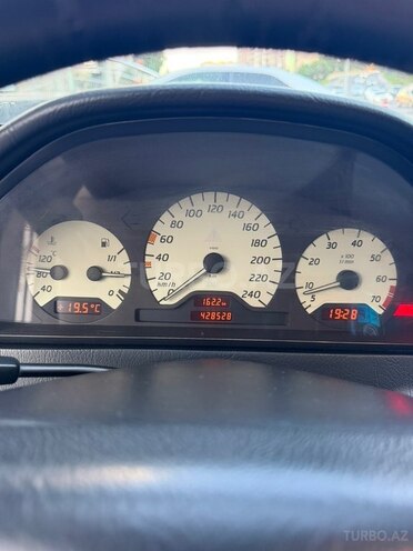 Mercedes C 200-10