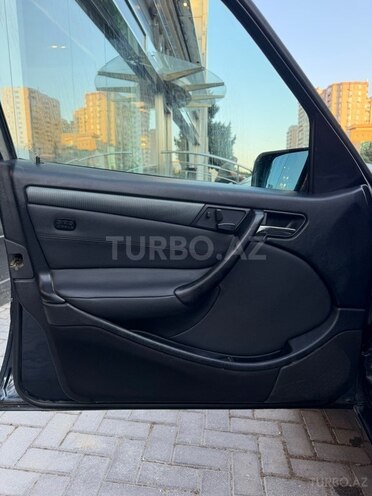 Mercedes C 200-8