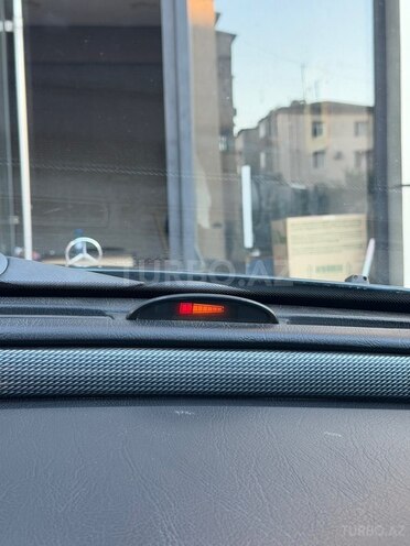 Mercedes C 200-13